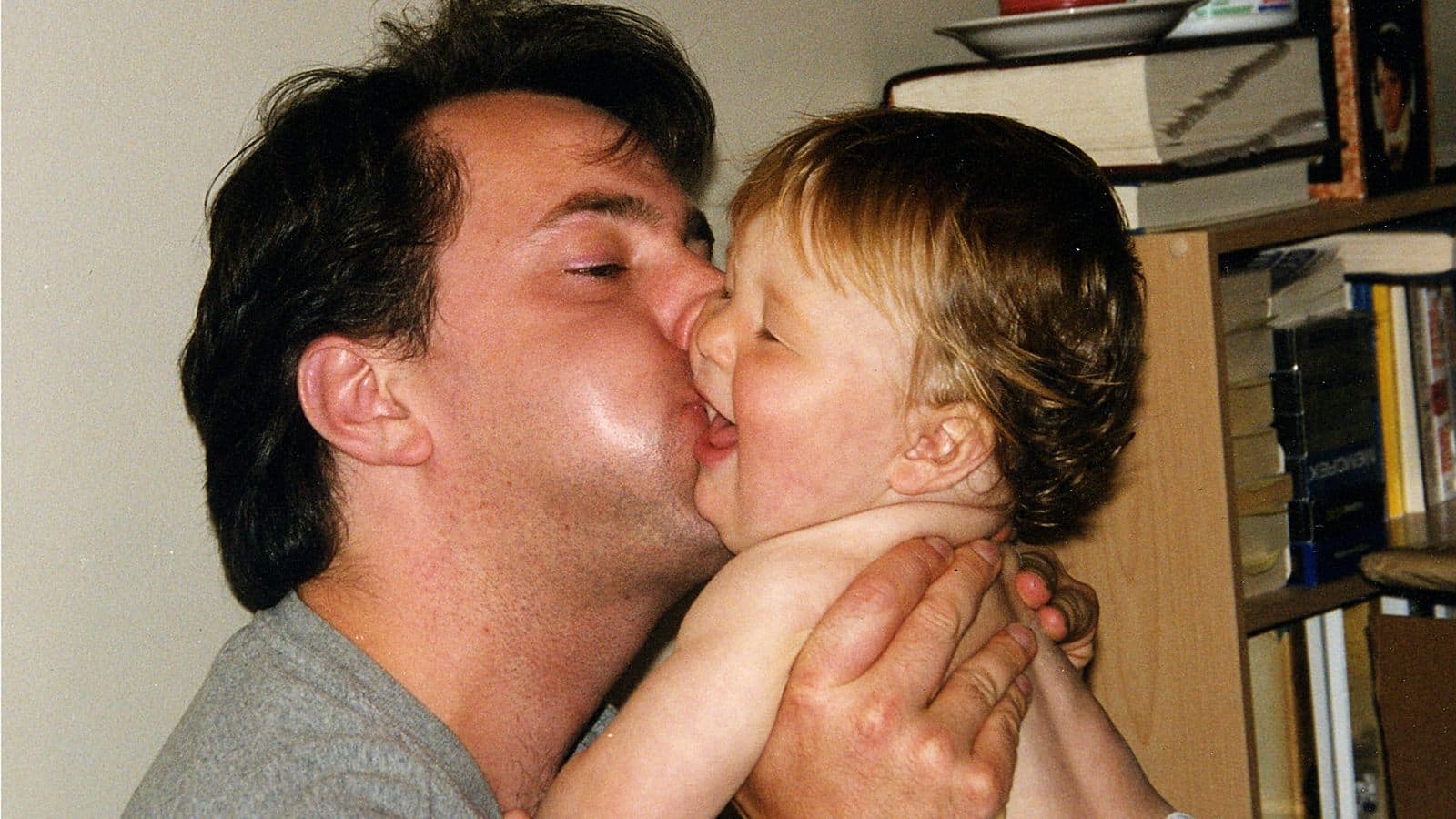 Dear Zachary: A Letter to a Son About His Father backdrop