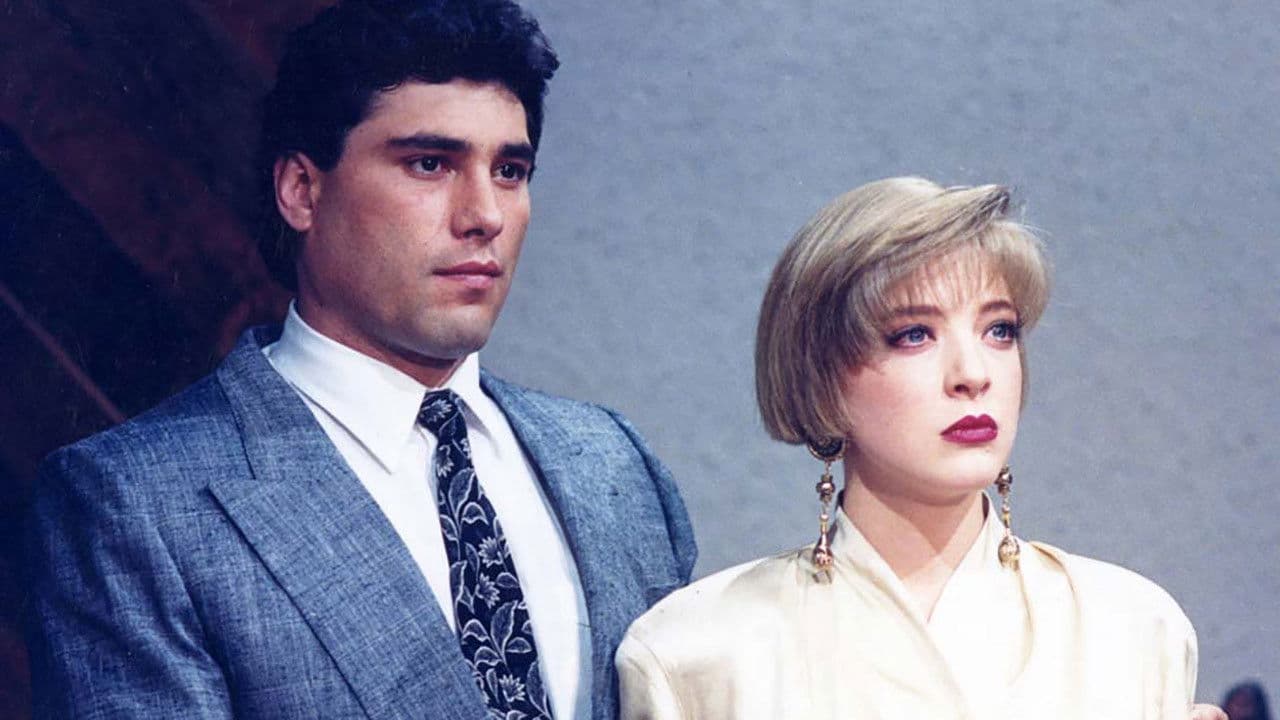 En carne propia backdrop